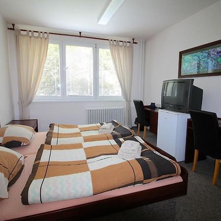 Hotelovy Dum Areal Ostrava Exterior photo